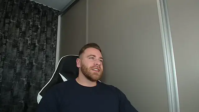 Snapshot of Thori92 chatting on October 2025 04:57:01 PM Thori92 online show from October 2025 04:57:01 PM