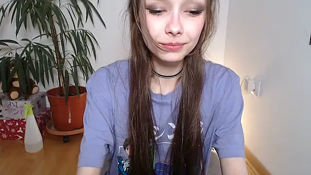 Snapshot of Michelle_Melnss chatting on December 2024 10:08:01 AM Michelle Melnss online show from December 2024 10:08:01 AM