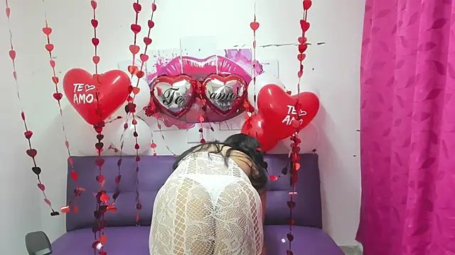 Cloe 35 online show from February 2025 09:35:02 PM