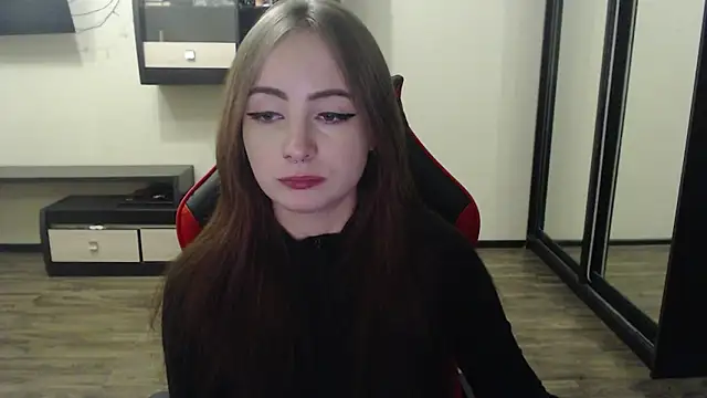 Snapshot of Laralianna chatting on January 2025 01:35:01 AM Laralianna online show from January 2025 01:35:01 AM