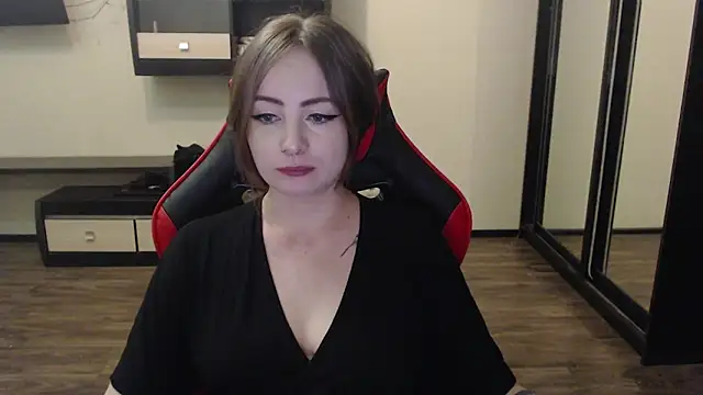 Snapshot of Laralianna chatting on January 2025 08:52:02 PM Laralianna online show from January 2025 08:52:02 PM