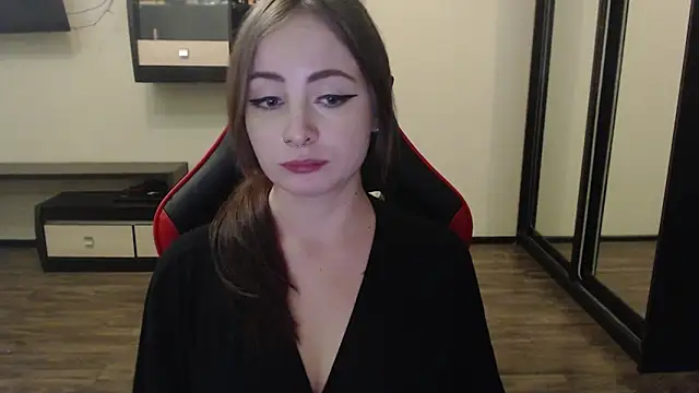 Snapshot of Laralianna chatting on January 2025 11:55:01 PM Laralianna online show from January 2025 11:55:01 PM