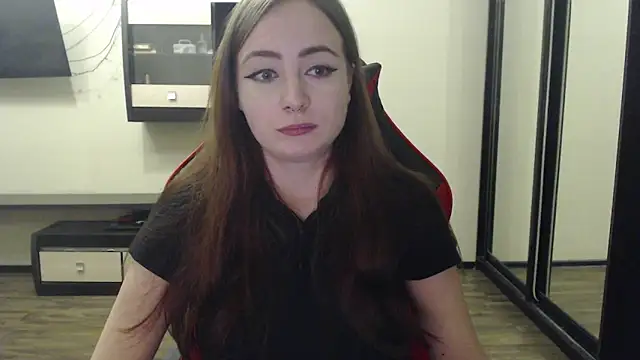 Snapshot of Laralianna chatting on January 2025 10:43:02 PM Laralianna online show from January 2025 10:43:02 PM