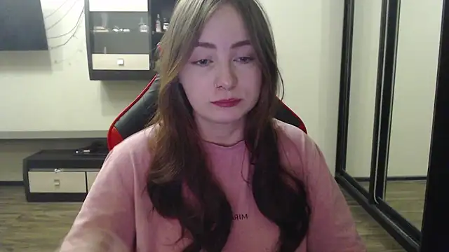 Snapshot of Laralianna chatting on February 2025 09:15:01 PM Laralianna online show from February 2025 09:15:01 PM