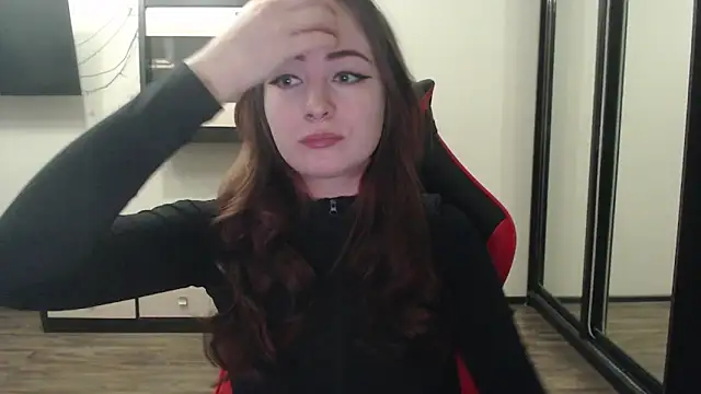 Snapshot of Laralianna chatting on February 2025 12:08:02 PM Laralianna online show from February 2025 12:08:02 PM