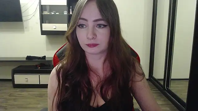 Snapshot of Laralianna chatting on February 2025 09:52:02 PM Laralianna online show from February 2025 09:52:02 PM