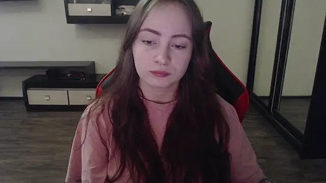 Snapshot of Laralianna chatting on March 2025 08:45:01 AM Laralianna online show from March 2025 08:45:01 AM