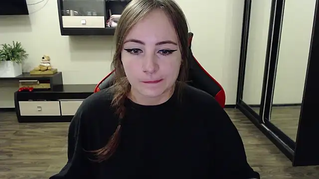 Snapshot of Laralianna chatting on September 2025 03:50:02 AM Laralianna online show from September 2025 03:50:02 AM