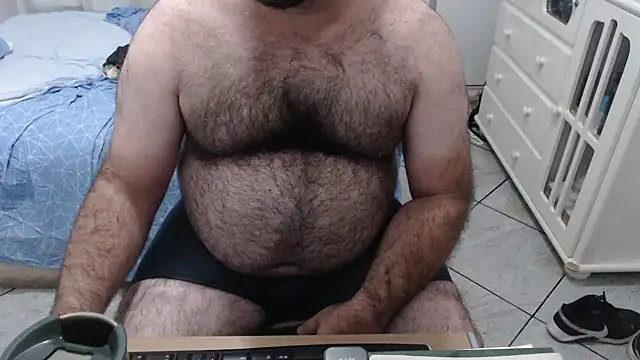 Snapshot of MysterBearMG chatting on December 2024 04:23:02 AM MysterBearMG online show from December 2024 04:23:02 AM