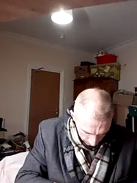 Snapshot of theSmallest-dick chatting on December 2024 03:11:01 PM theSmallest-dick online show from December 2024 03:11:01 PM