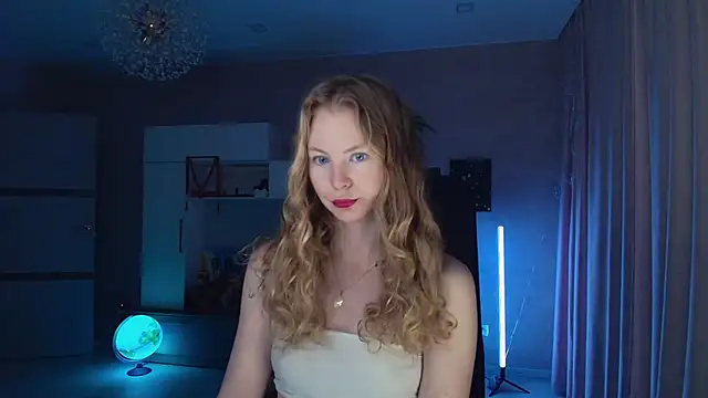 Snapshot of Cuddle_Cat chatting on December 2025 04:39:01 AM Cuddle Cat online show from December 2025 04:39:01 AM