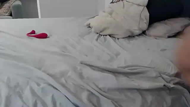 Snapshot of sweeti_Em chatting on October 2025 06:56:01 PM sweeti Em online show from October 2025 06:56:01 PM