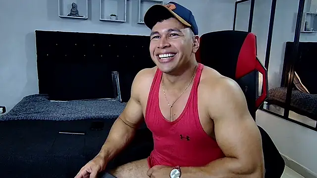 Snapshot of tyler_hank01 chatting on February 2025 11:13:01 PM tyler hank01 online show from February 2025 11:13:01 PM