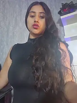 Valentinne z online show from October 2025 03:25:01 AM