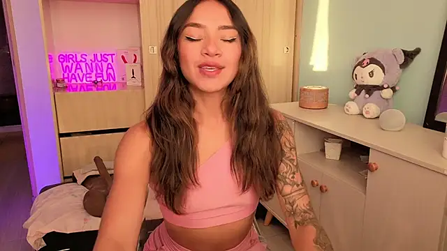 melisa es online show from October 2025 10:28:02 PM