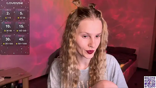 Chanel Gill online show from September 2025 06:24:01 PM