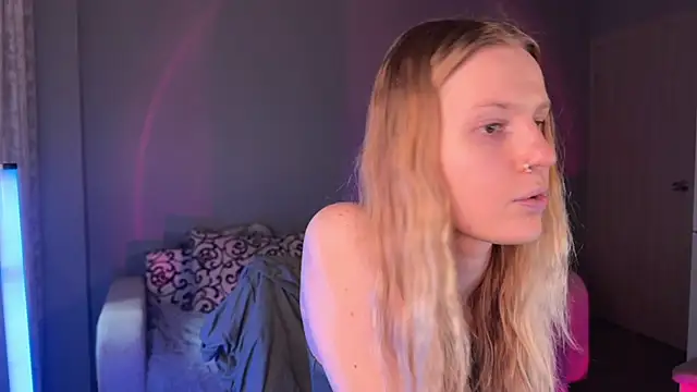 Chanel Gill online show from October 2025 02:34:01 PM