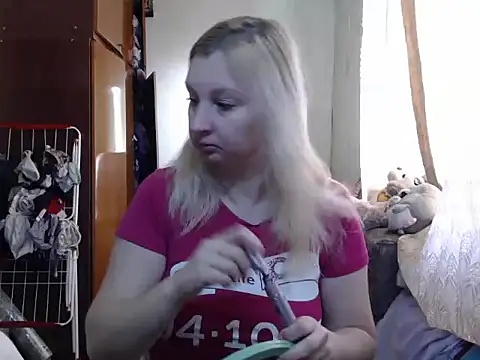BustyBlond online show from January 2025 07:03:01 AM