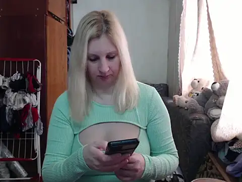 BustyBlond online show from February 2025 09:38:01 AM