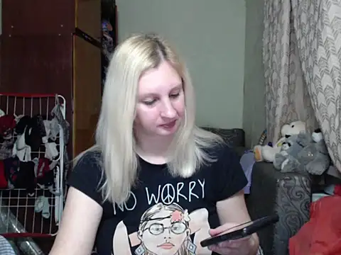 BustyBlond online show from February 2025 05:04:01 PM
