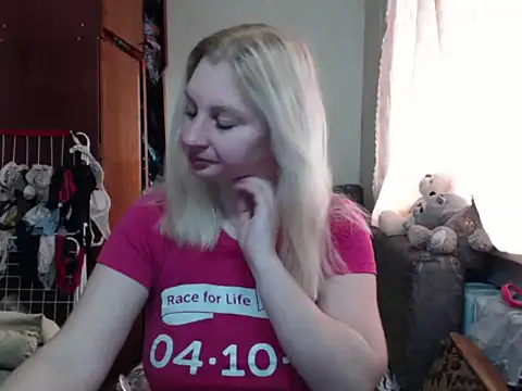 BustyBlond online show from March 2025 05:14:02 AM