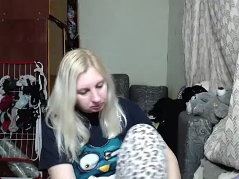 BustyBlond online show from March 2025 06:10:02 AM