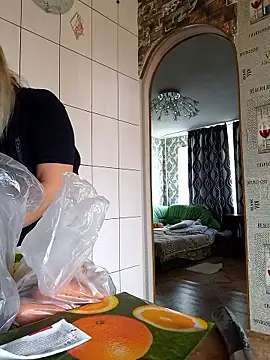 Snapshot of BustyBlond chatting on November 2025 09:19:02 AM BustyBlond online show from November 2025 09:19:02 AM