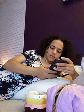 Snapshot of RuggyRackz chatting on October 2025 01:47:01 AM RuggyRackz online show from October 2025 01:47:01 AM