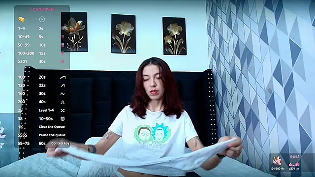 skinnyandcute online show from February 2025 07:35:02 PM