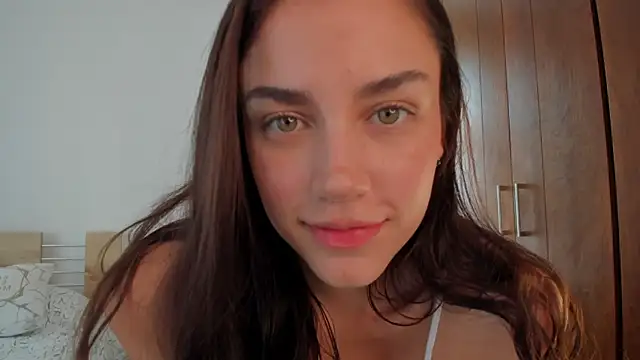 GrettaBenett online show from December 2024 05:52:01 PM