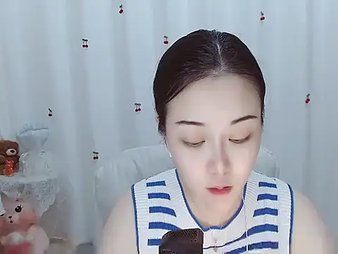 Snapshot of Angel-C chatting on October 2025 01:23:01 AM Angel-C online show from October 2025 01:23:01 AM