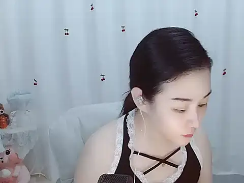 Snapshot of Angel-C chatting on October 2025 01:17:02 AM Angel-C online show from October 2025 01:17:02 AM