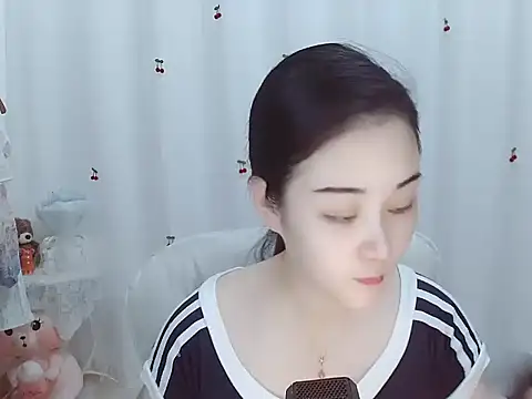 Snapshot of Angel-C chatting on October 2025 01:28:01 AM Angel-C online show from October 2025 01:28:01 AM