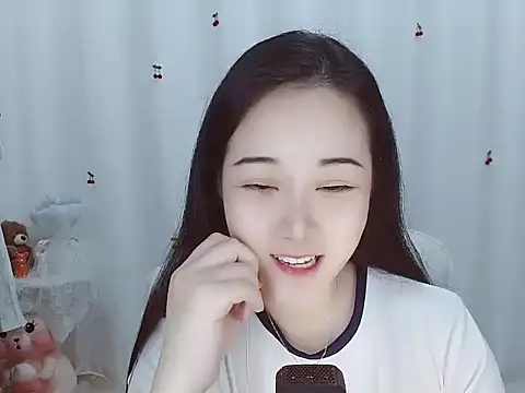 Snapshot of Angel-C chatting on October 2025 01:28:02 AM Angel-C online show from October 2025 01:28:02 AM