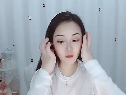 Snapshot of Angel-C chatting on October 2025 01:39:01 AM Angel-C online show from October 2025 01:39:01 AM