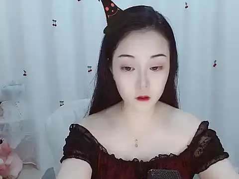 Snapshot of Angel-C chatting on November 2025 01:40:01 AM Angel-C online show from November 2025 01:40:01 AM