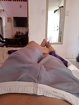 Snapshot of JOHN_GOSTOSO chatting on October 2025 02:13:02 PM JOHN GOSTOSO online show from October 2025 02:13:02 PM