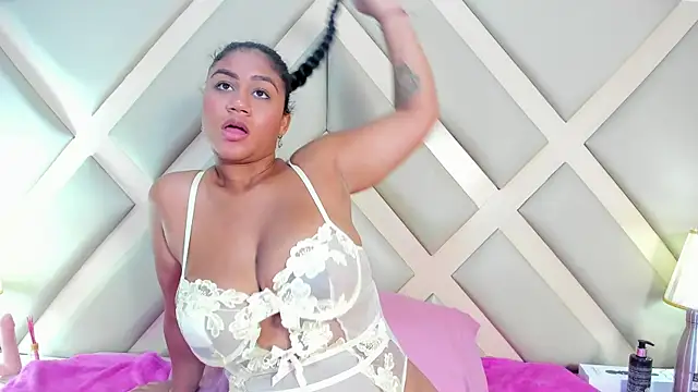 SSCARLETH  online show from March 2025 02:34:02 PM