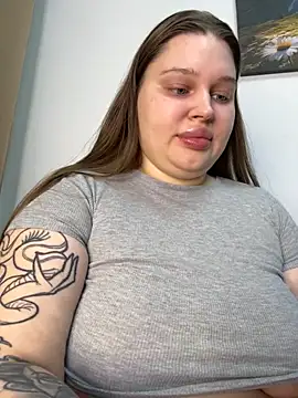 Snapshot of perfect_sweety_girl chatting on October 2025 07:13:02 PM perfect sweety girl online show from October 2025 07:13:02 PM