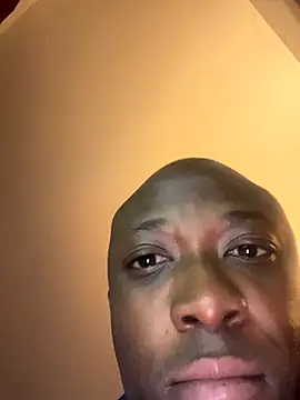 Snapshot of KingB8r chatting on October 2025 10:19:02 PM KingB8r online show from October 2025 10:19:02 PM