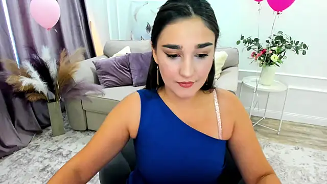 Snapshot of GoldenHeart_1 chatting on September 2025 03:50:02 AM GoldenHeart 1 online show from September 2025 03:50:02 AM