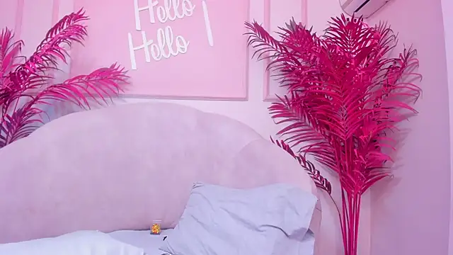 Natasharuso online show from February 2025 11:42:02 AM