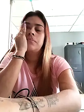 Latina sexy1 online show from February 2025 04:07:01 PM