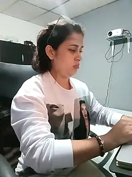 Latina sexy1 online show from February 2025 11:43:01 PM