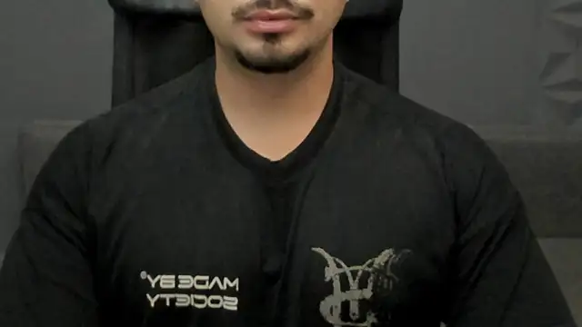 Snapshot of TonyWilcox chatting on October 2025 05:55:01 AM TonyWilcox online show from October 2025 05:55:01 AM