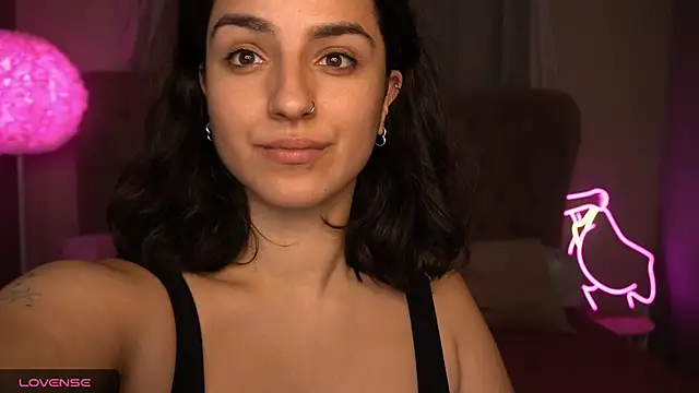 Snapshot of Daphne_Moss chatting on December 2024 08:55:02 PM Daphne Moss online show from December 2024 08:55:02 PM