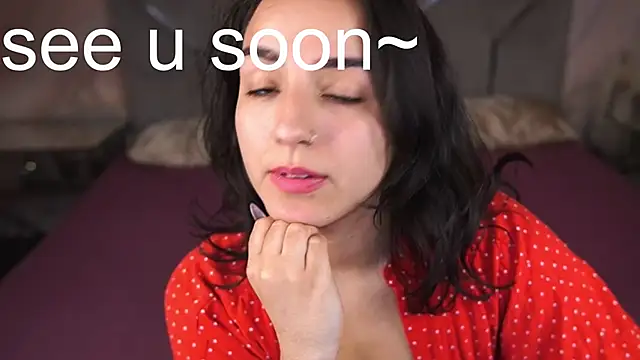 Snapshot of Daphne_Moss chatting on March 2025 07:59:02 PM Daphne Moss online show from March 2025 07:59:02 PM