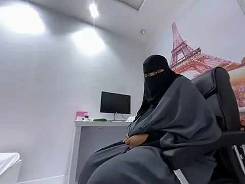 Submissive Arab online show from February 2025 11:50:02 AM
