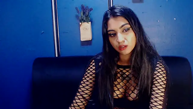 Delilah Blazee online show from March 2025 01:46:02 PM