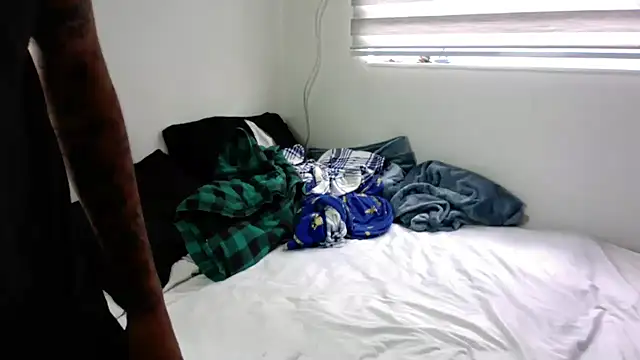 Snapshot of sorry-mom69 chatting on October 2025 07:10:02 PM sorry-mom69 online show from October 2025 07:10:02 PM